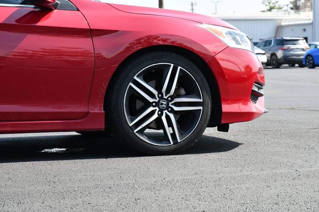 Used 2016 Honda Accord Sport image 9