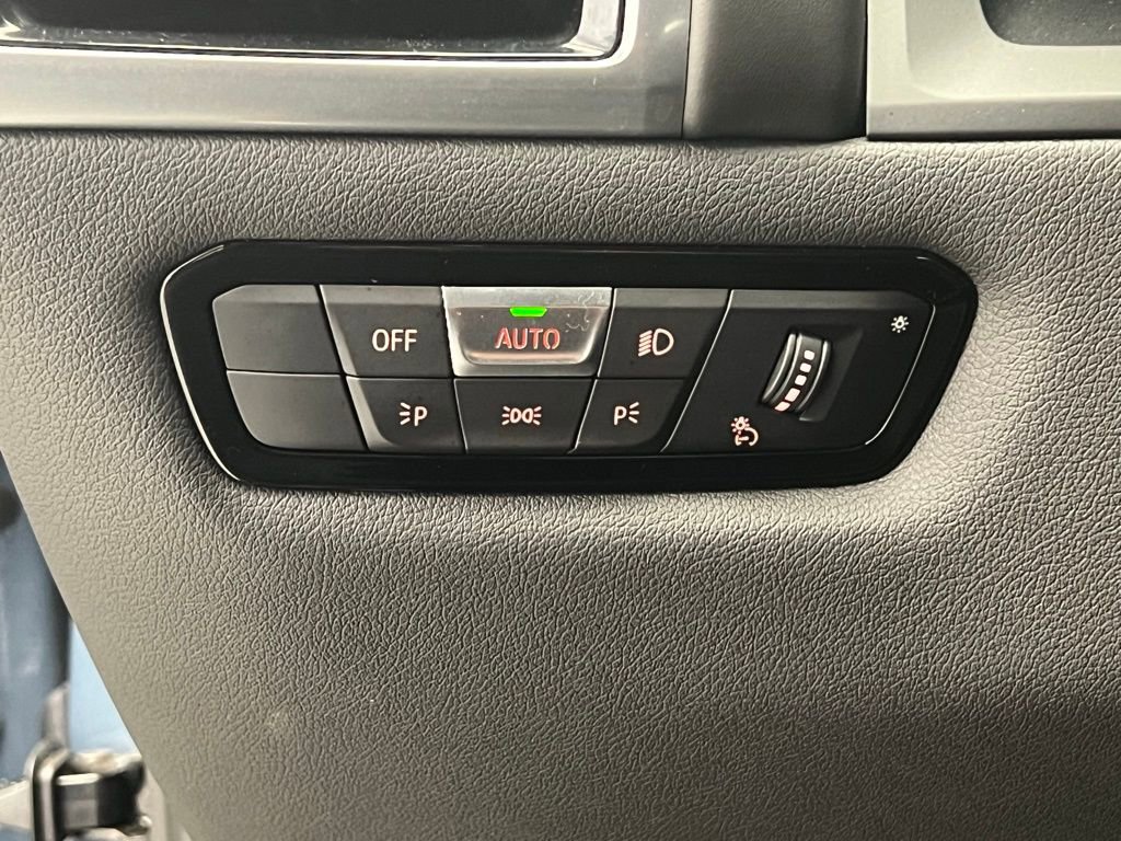 Used 2019 BMW M850i xDrive Coupe w/ Comfort Seating Package image 19