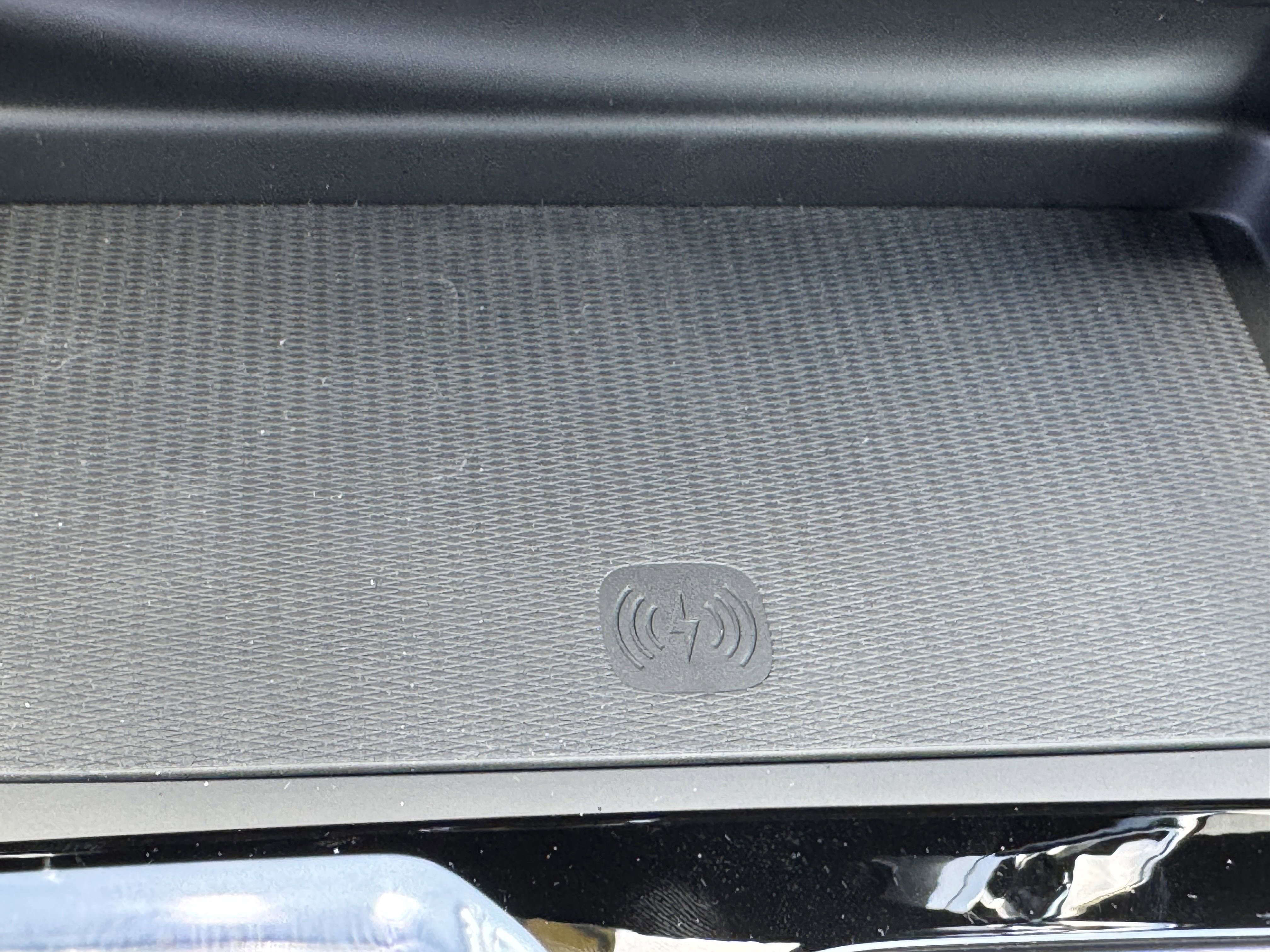 New 2026 Volvo XC60 B5 Core w/ Protection Package image 23