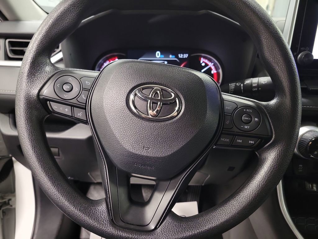 Used 2024 Toyota RAV4 XLE image 18