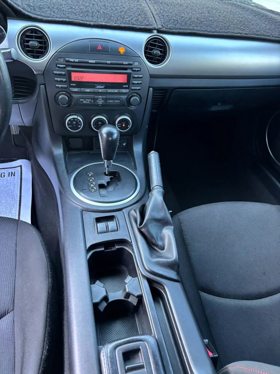 Used 2009 MAZDA MX-5 Miata Grand Touring w/ Premium Pkg RWD image 11