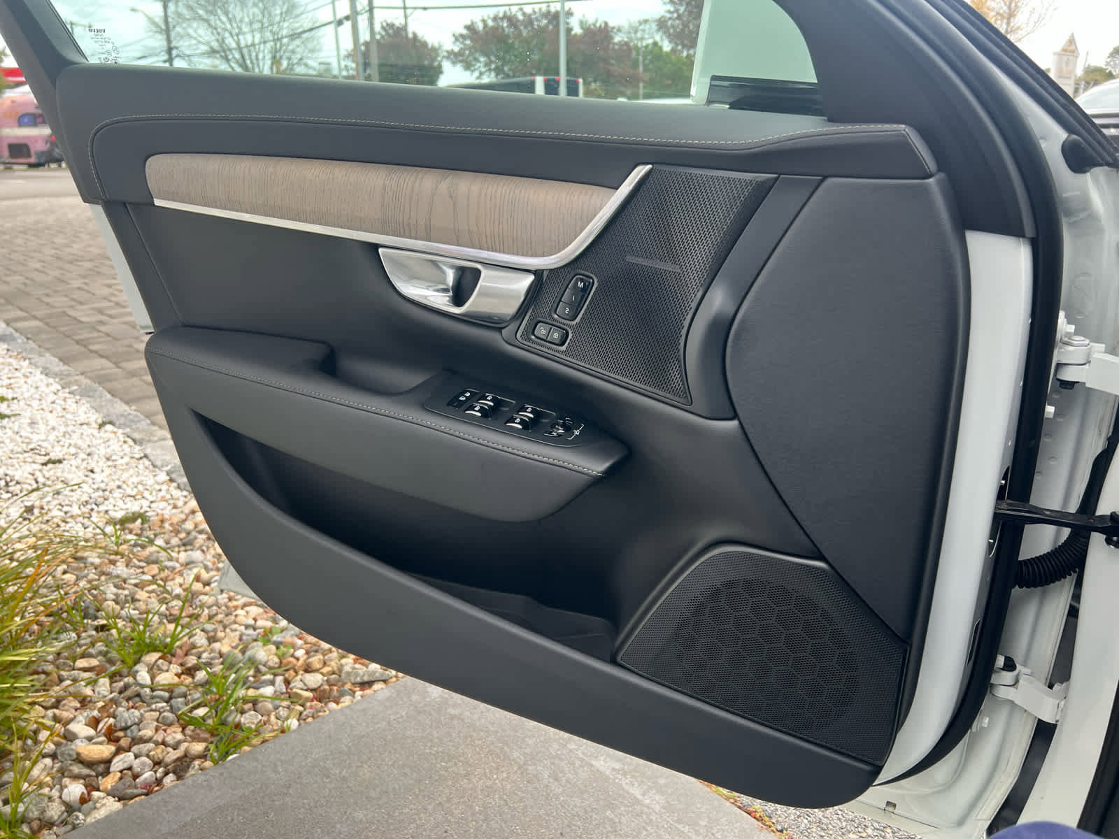 Certified 2022 Volvo S90 B6 Inscription w/ Advanced Package image 13