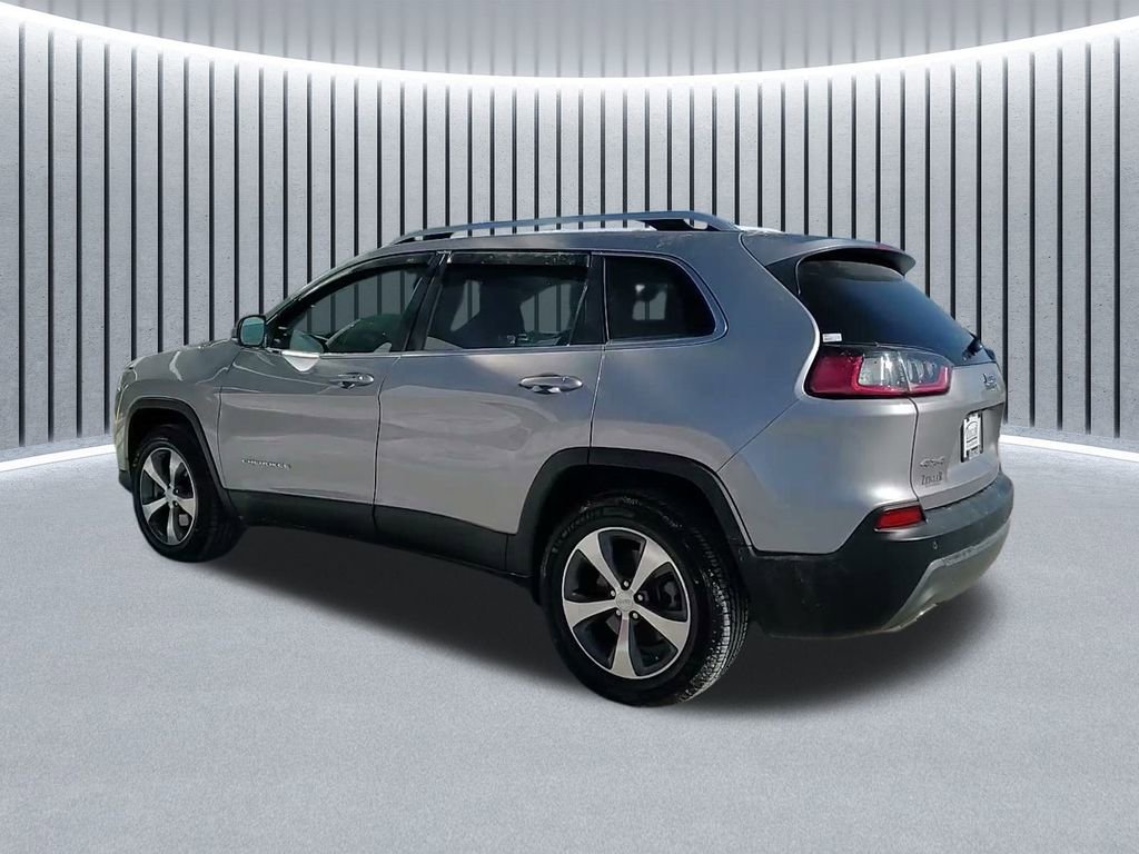 Used 2019 Jeep Cherokee Limited image 13