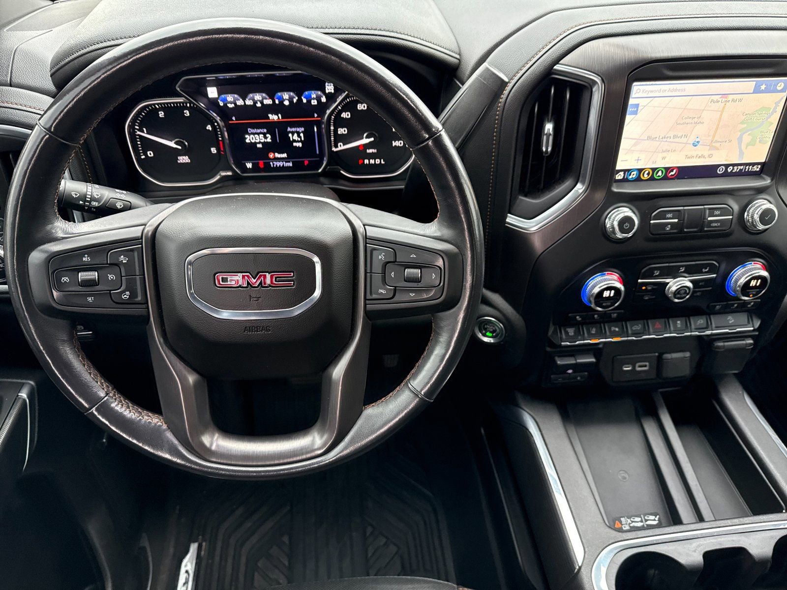 Used 2020 GMC Sierra 2500 AT4 w/ Technology Package image 16