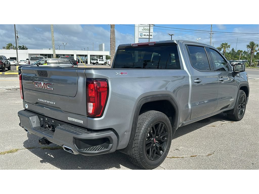 Used 2022 GMC Sierra 1500 Elevation w/ X31 Off-Road Package AWD/4WD image 5