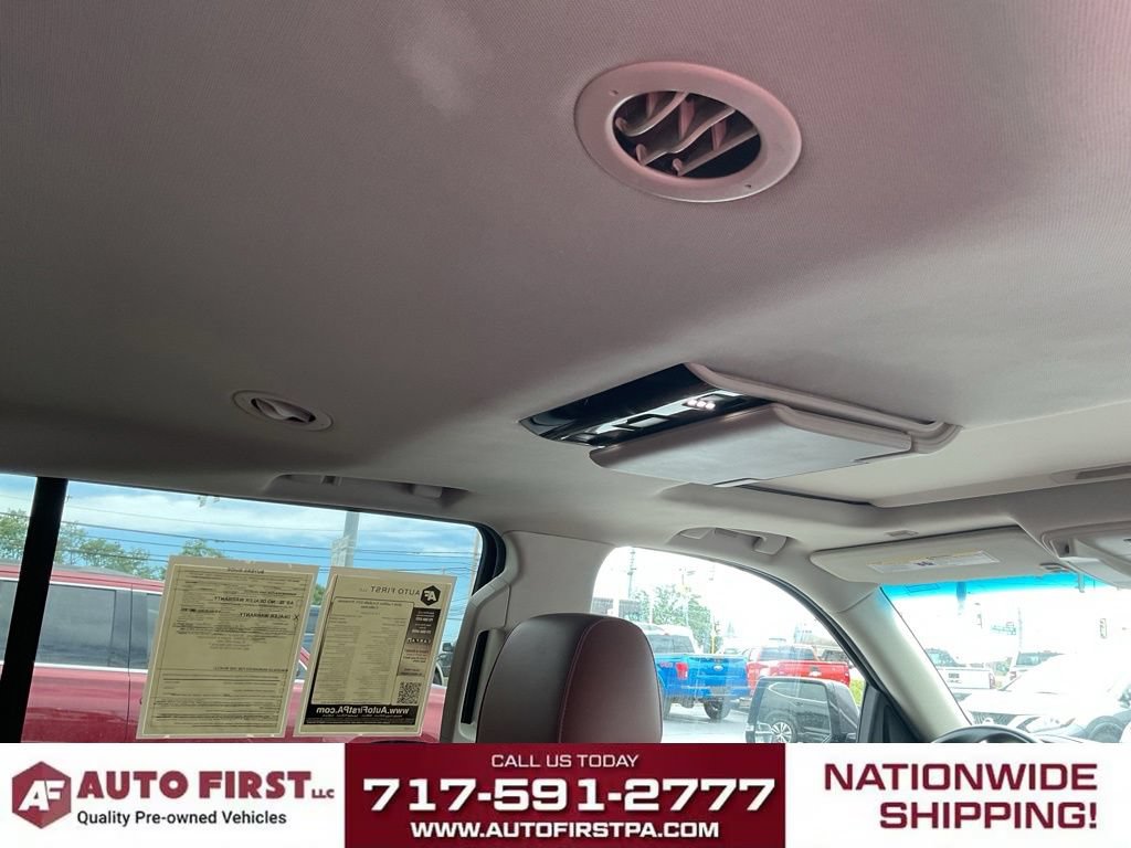 Used 2016 Cadillac Escalade ESV Premium AWD/4WD image 12