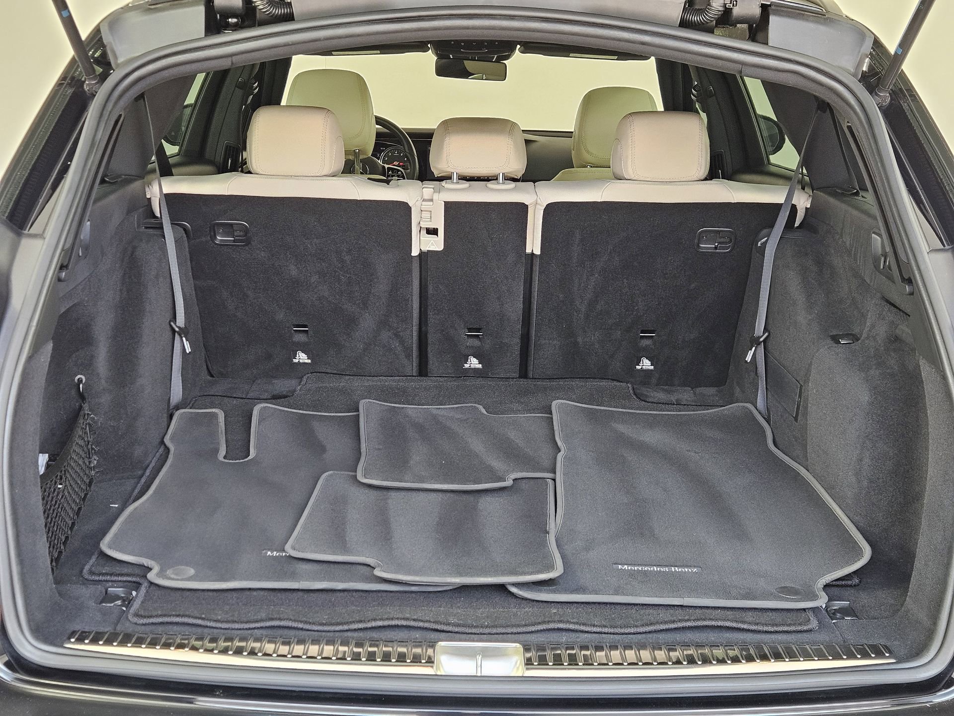 Used 2019 Mercedes-Benz E 450 4MATIC Wagon image 11