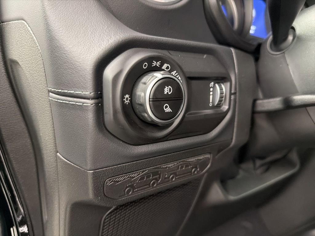 New 2026 Jeep Gladiator Sport image 16