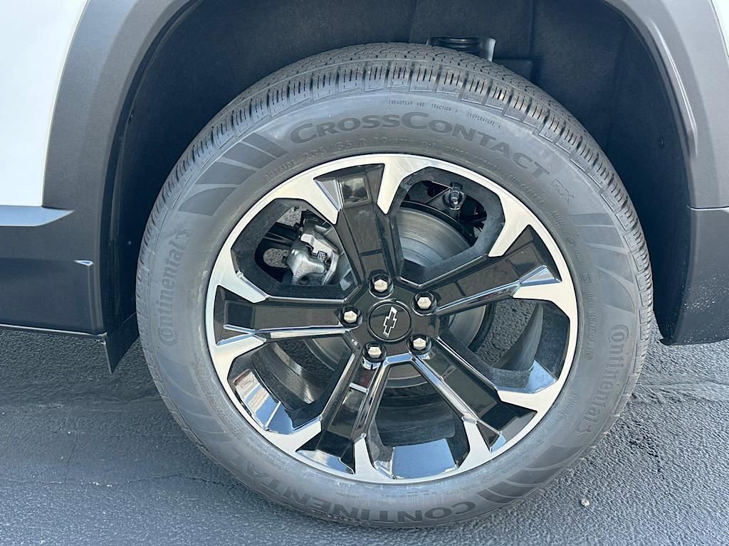 New 2026 Chevrolet Equinox LT w/ Convenience Package II image 26