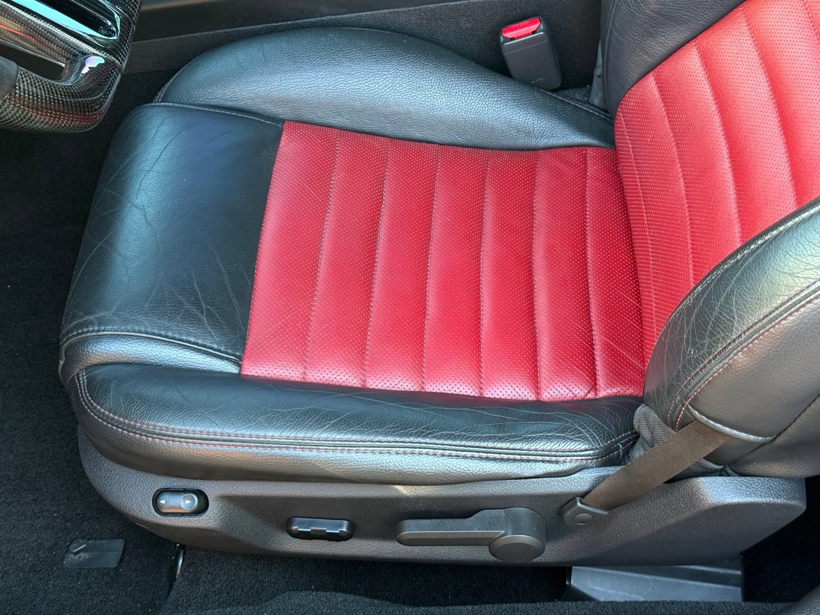 Used 2007 Ford Mustang Shelby GT500 RWD image 32