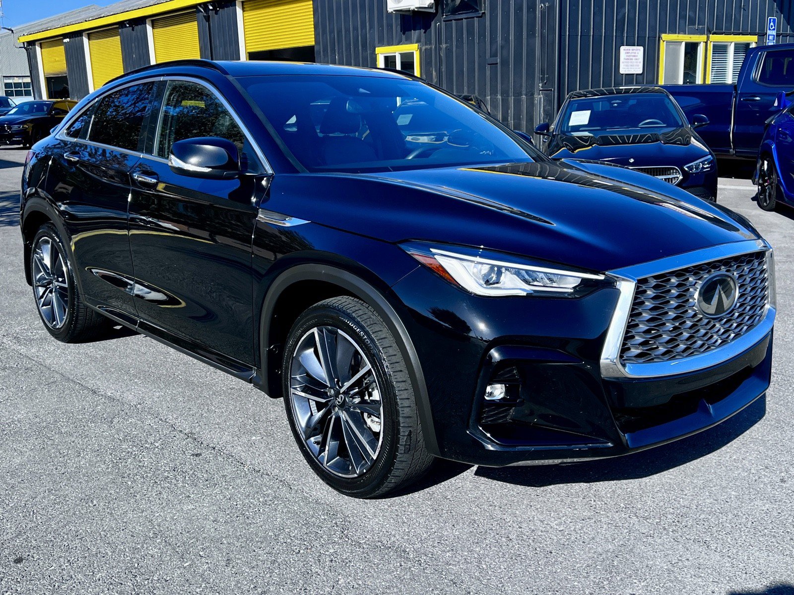 Used 2023 INFINITI QX55 Luxe w/ Cargo Package AWD/4WD image 4