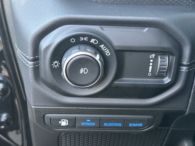 Certified 2025 Jeep Wrangler Unlimited Rubicon 4xe w/ Safety Group image 23