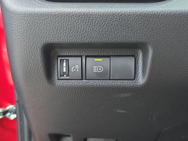 Used 2025 Toyota RAV4 LE image 25