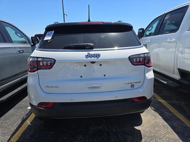 Used 2024 Jeep Compass Limited AWD/4WD image 8