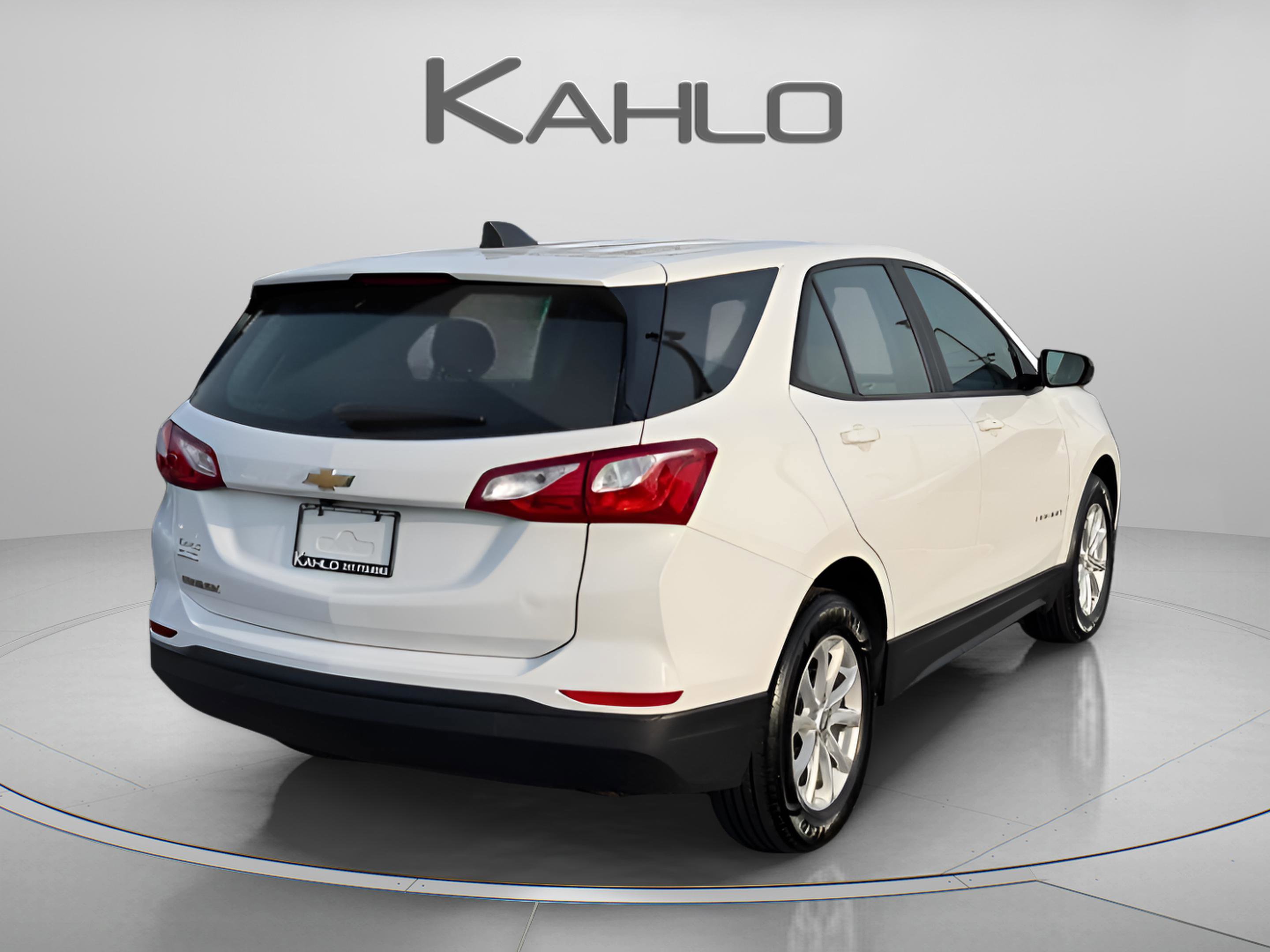 Used 2020 Chevrolet Equinox LS w/ LPO, Floor Liner Package image 4