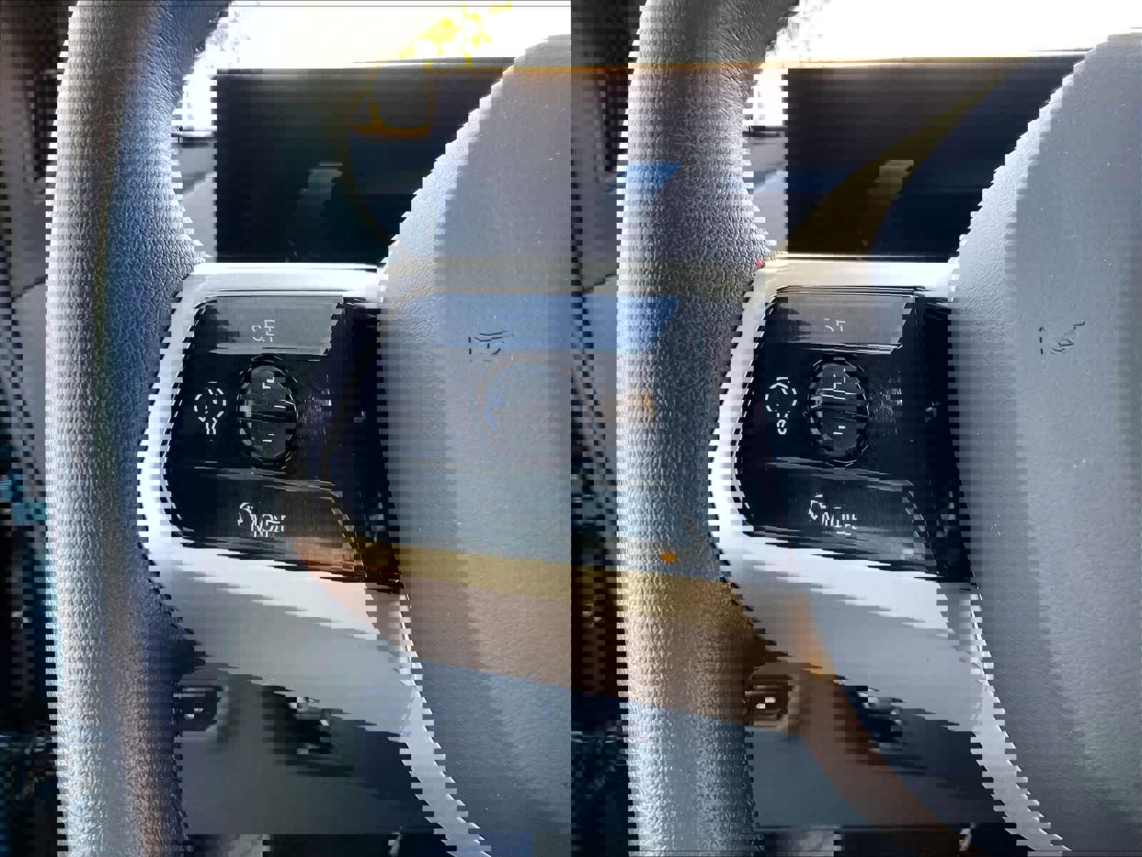 Used 2025 BMW iX xDrive50 w/ Convenience Package image 18