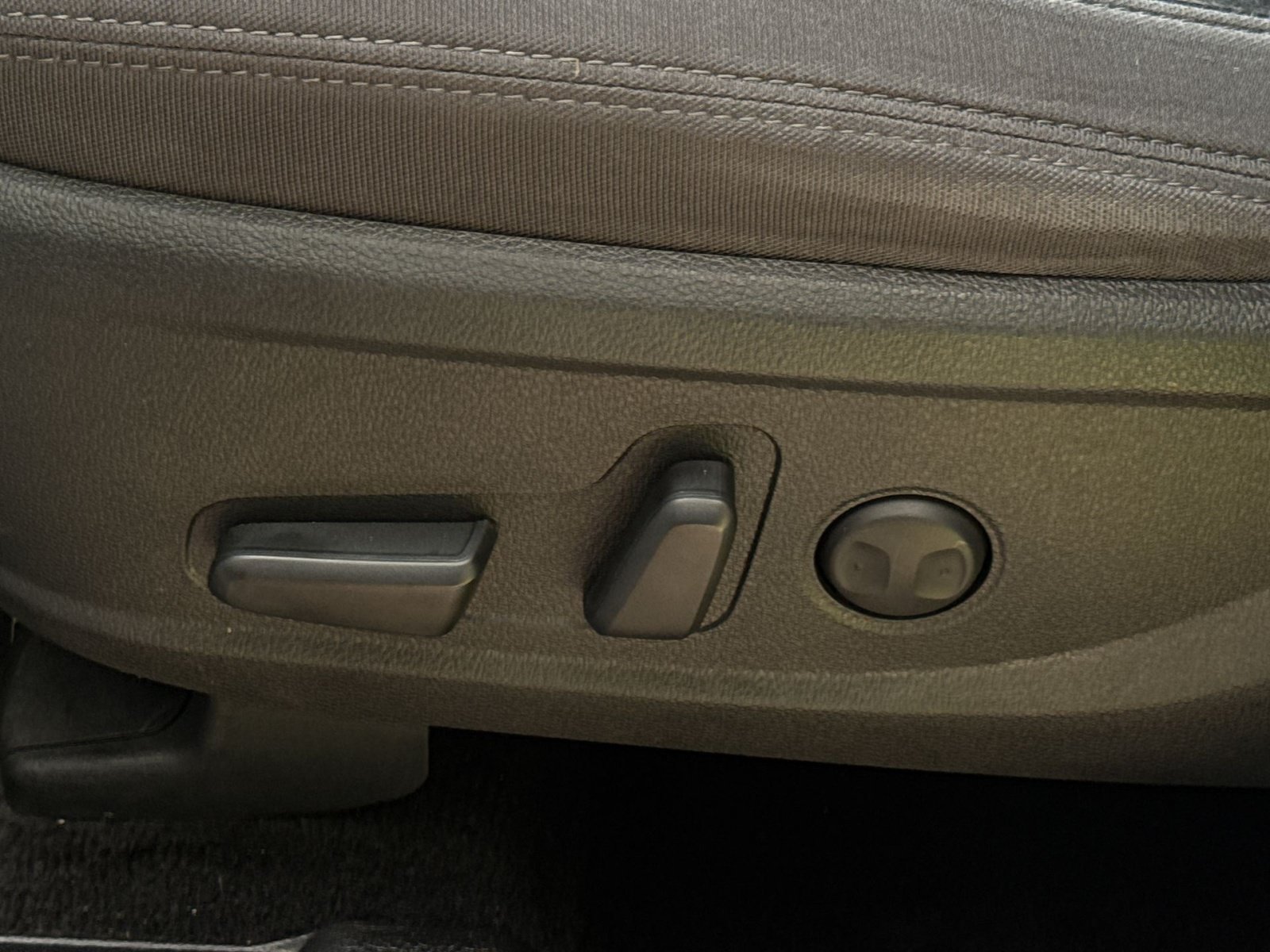 Used 2022 Hyundai Santa Fe SEL AWD/4WD image 14
