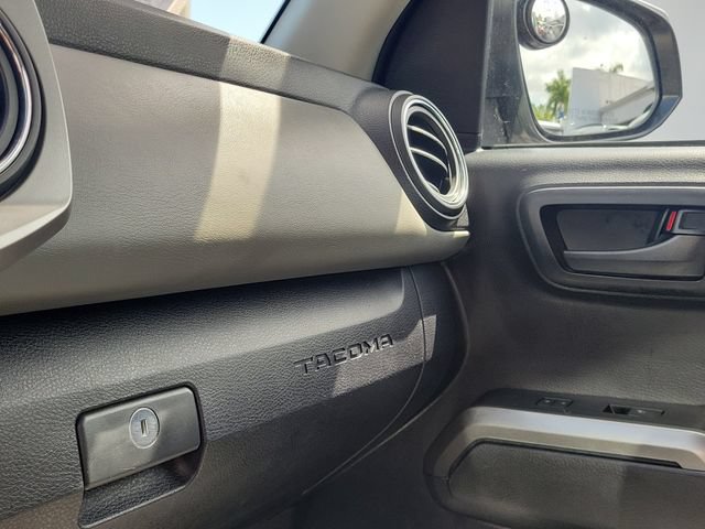 Used 2021 Toyota Tacoma SR5 RWD image 26