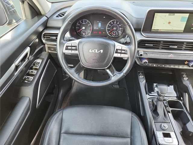 Used 2022 Kia Telluride S FWD image 15