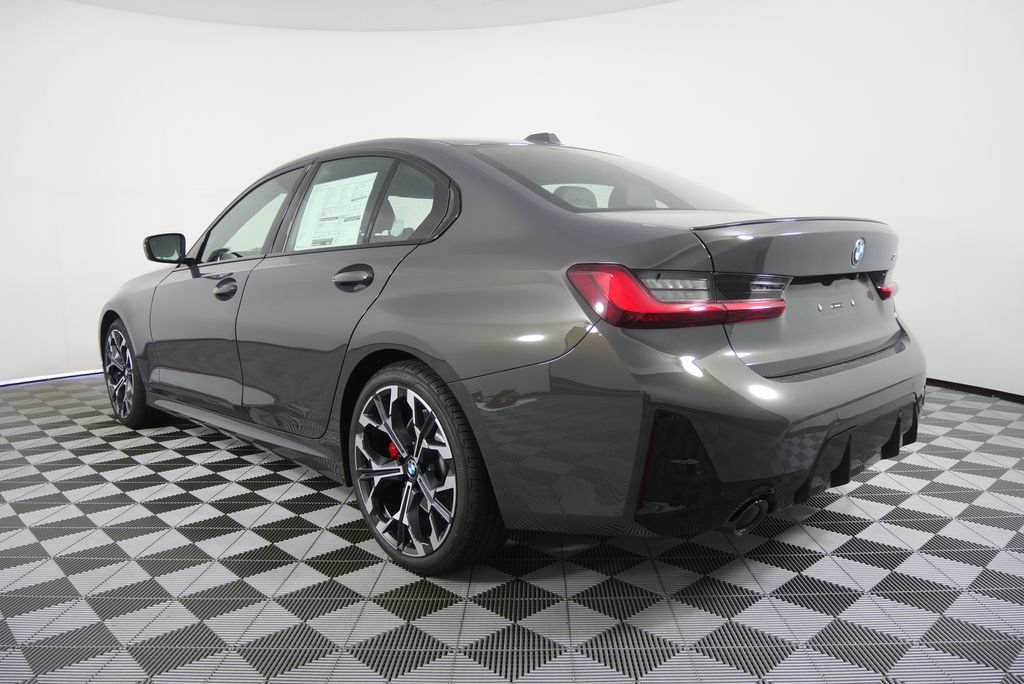New 2026 BMW 330i Sedan w/ M Sport Package RWD image 6