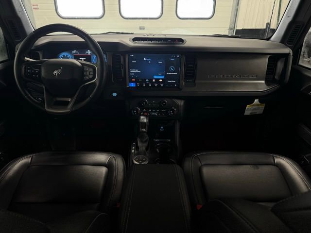 Used 2025 Ford Bronco Badlands image 24