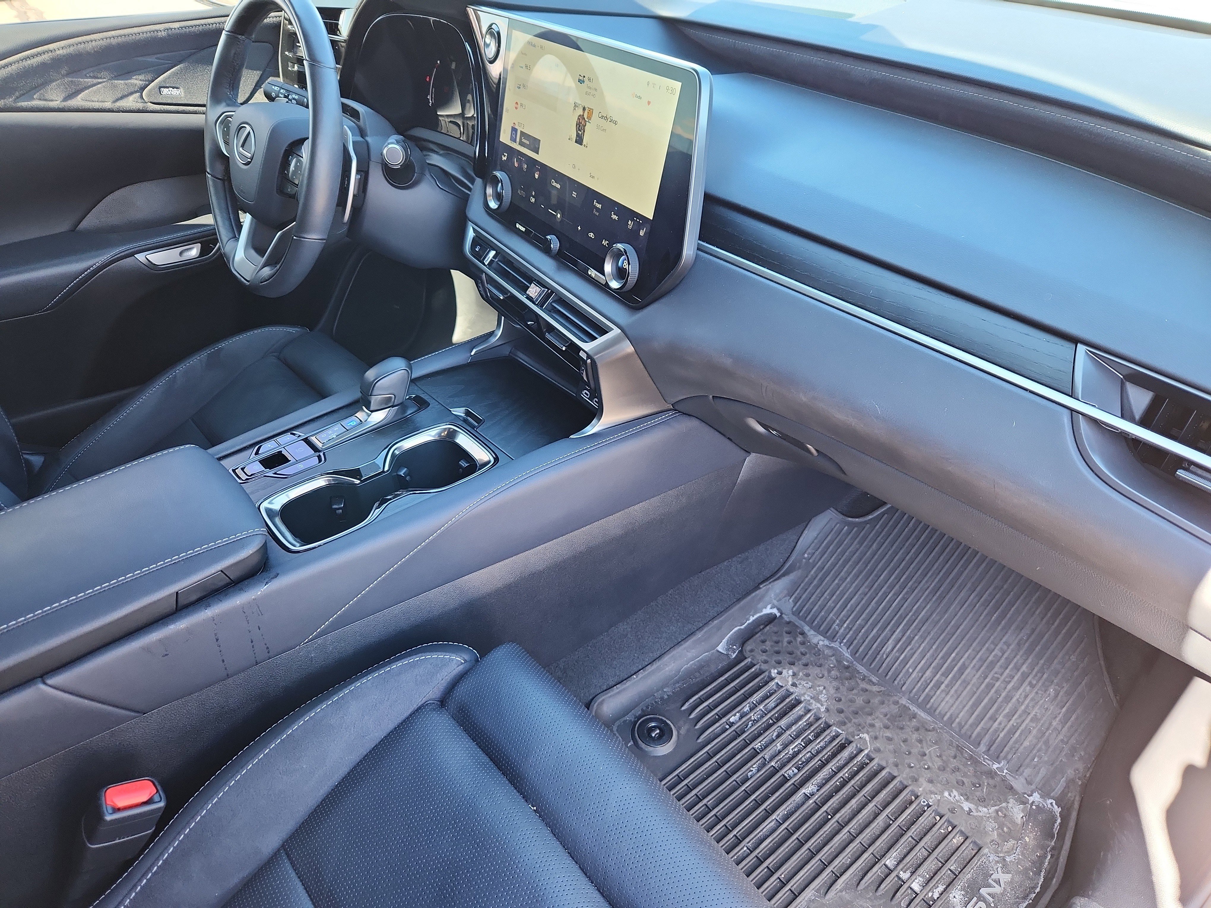 Used 2024 Lexus RX 350 w/ Convenience Package image 13