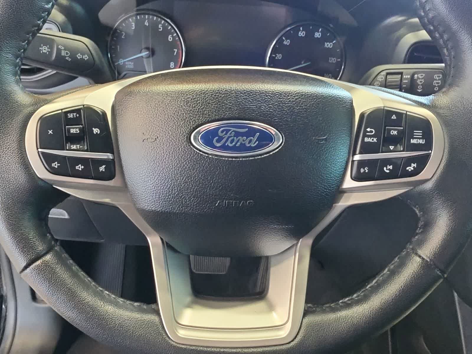 Used 2024 Ford Explorer XLT AWD/4WD image 20