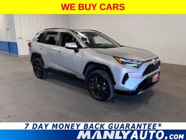 Used 2022 Toyota RAV4 SE w/ Convenience Package image 1