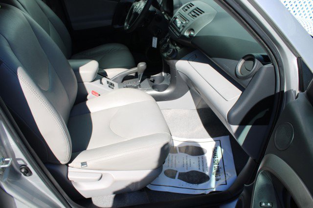 Used 2012 Toyota RAV4 FWD w/ Value Pkg image 8