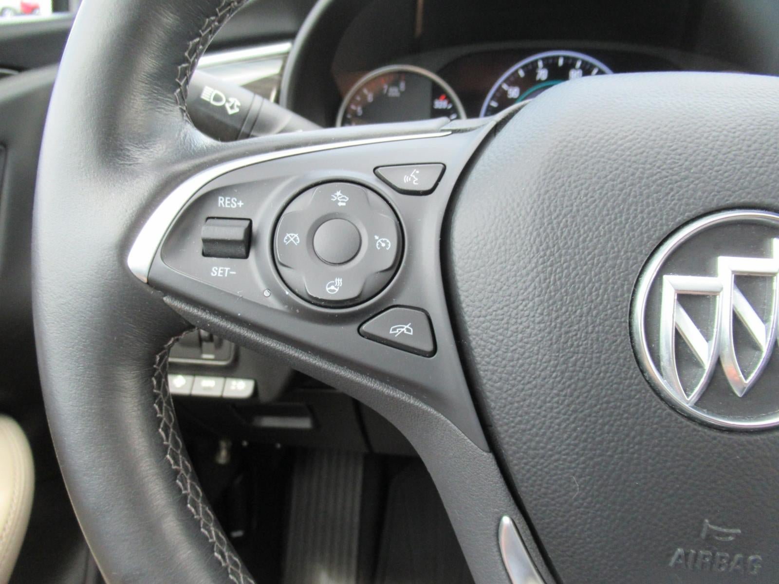 Used 2020 Buick Envision Premium w/ Driver Confidence Package AWD/4WD image 23