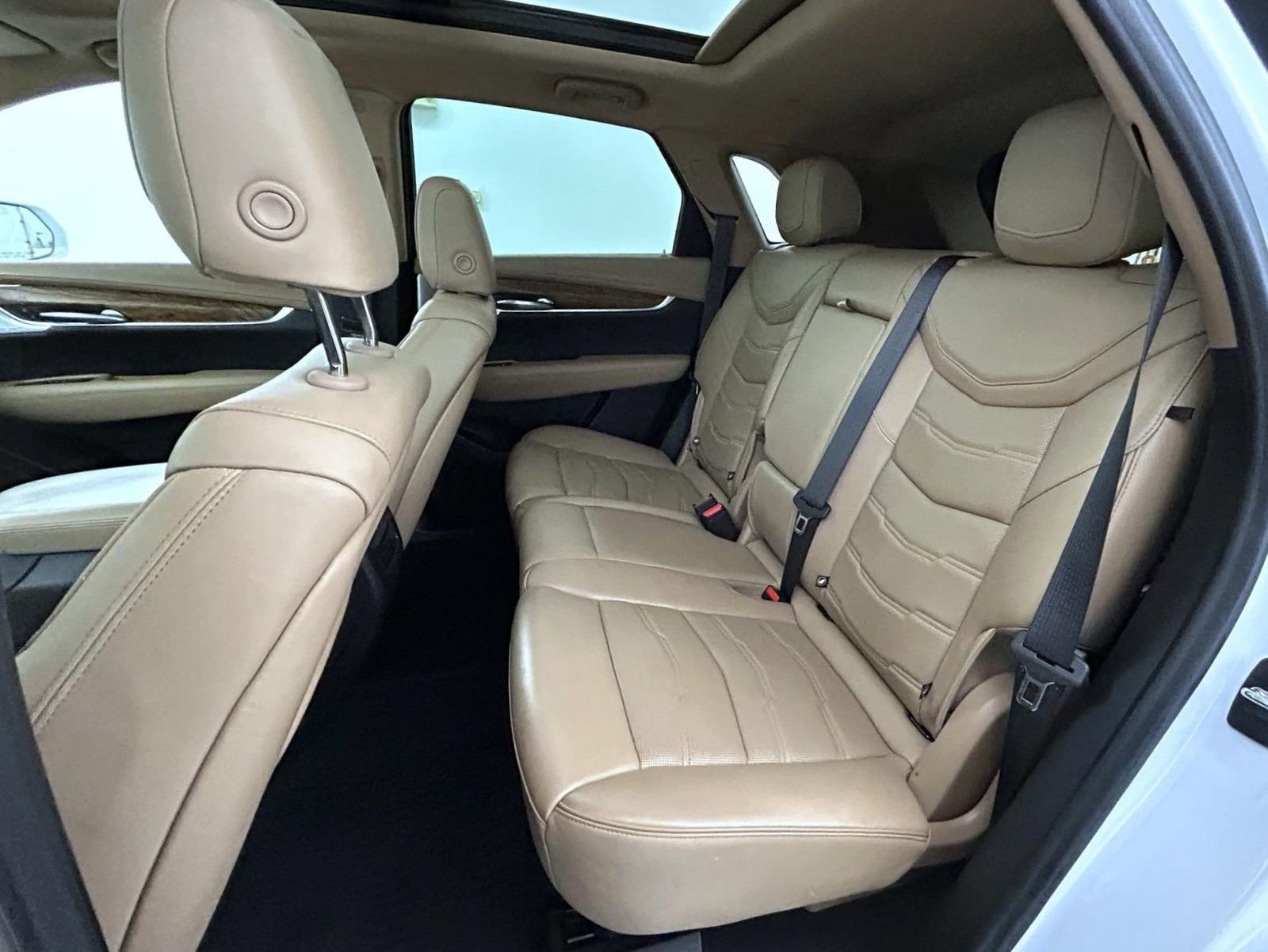 Used 2020 Cadillac XT5 Sportv w/ Platinum Package AWD/4WD image 28