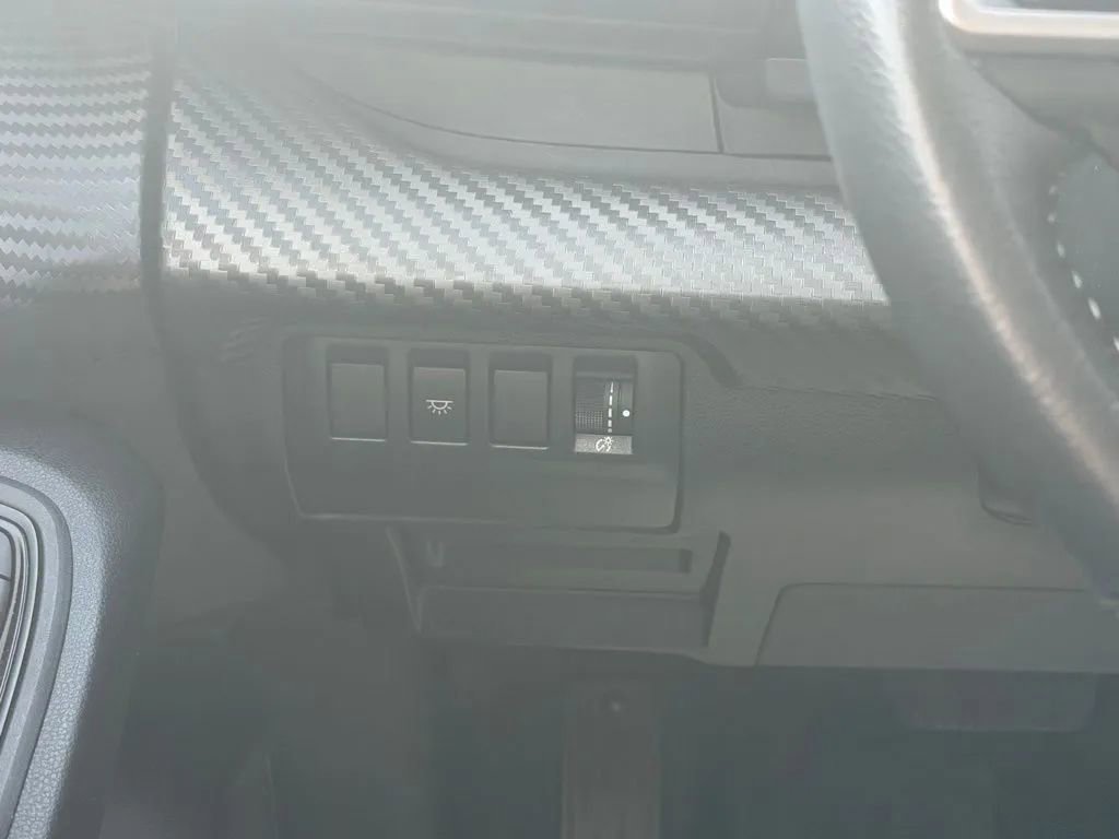 Used 2023 Subaru Ascent Premium AWD/4WD image 14