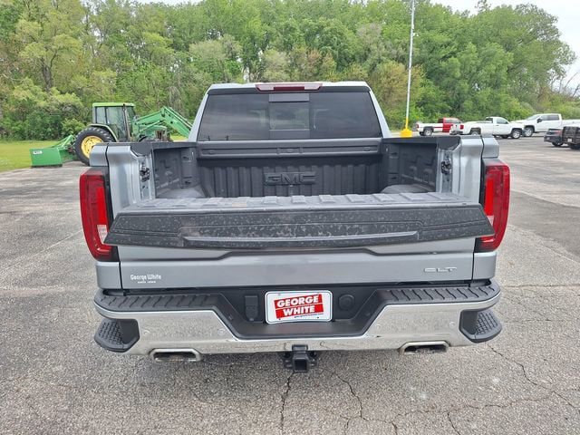Used 2023 GMC Sierra 1500 SLT w/ SLT Premium Plus Package AWD/4WD image 16