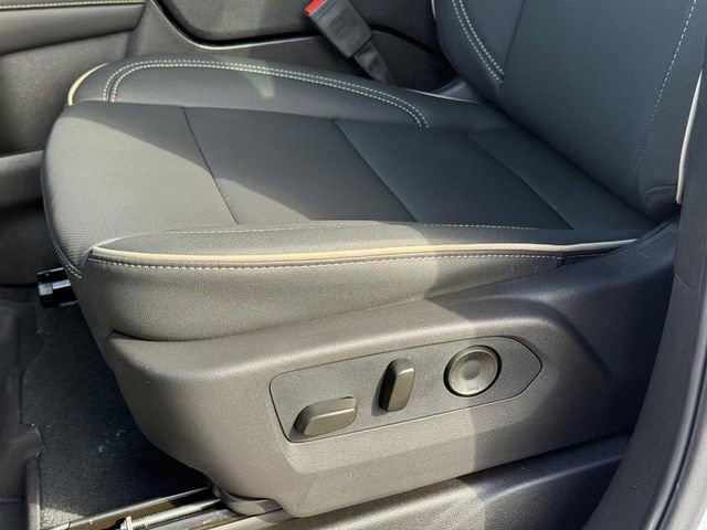 New 2026 Chevrolet Suburban Premier image 22