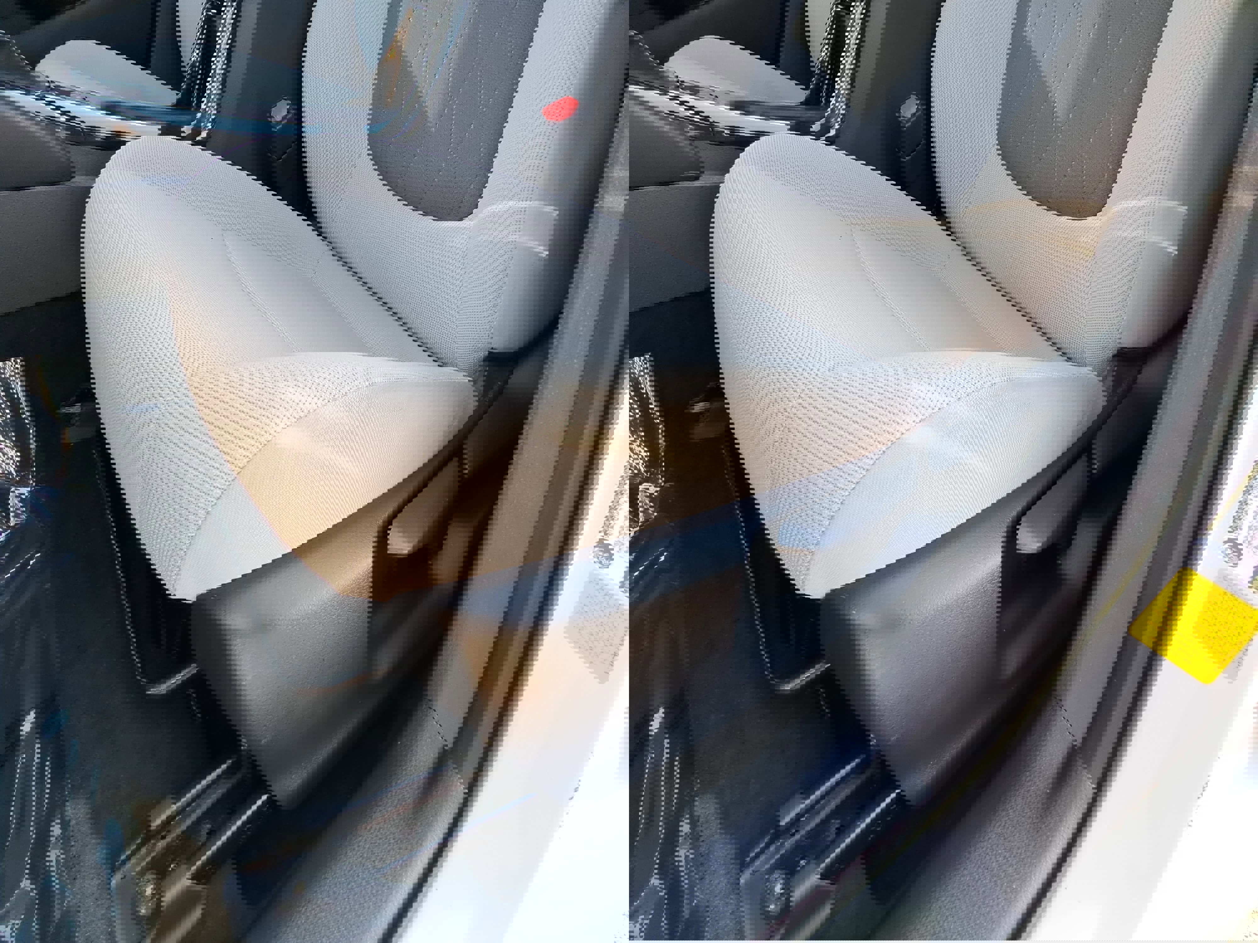 Used 2022 Toyota Corolla LE image 26