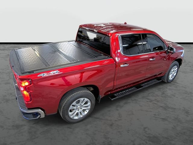 Used 2023 Chevrolet Silverado 1500 LTZ AWD/4WD image 4
