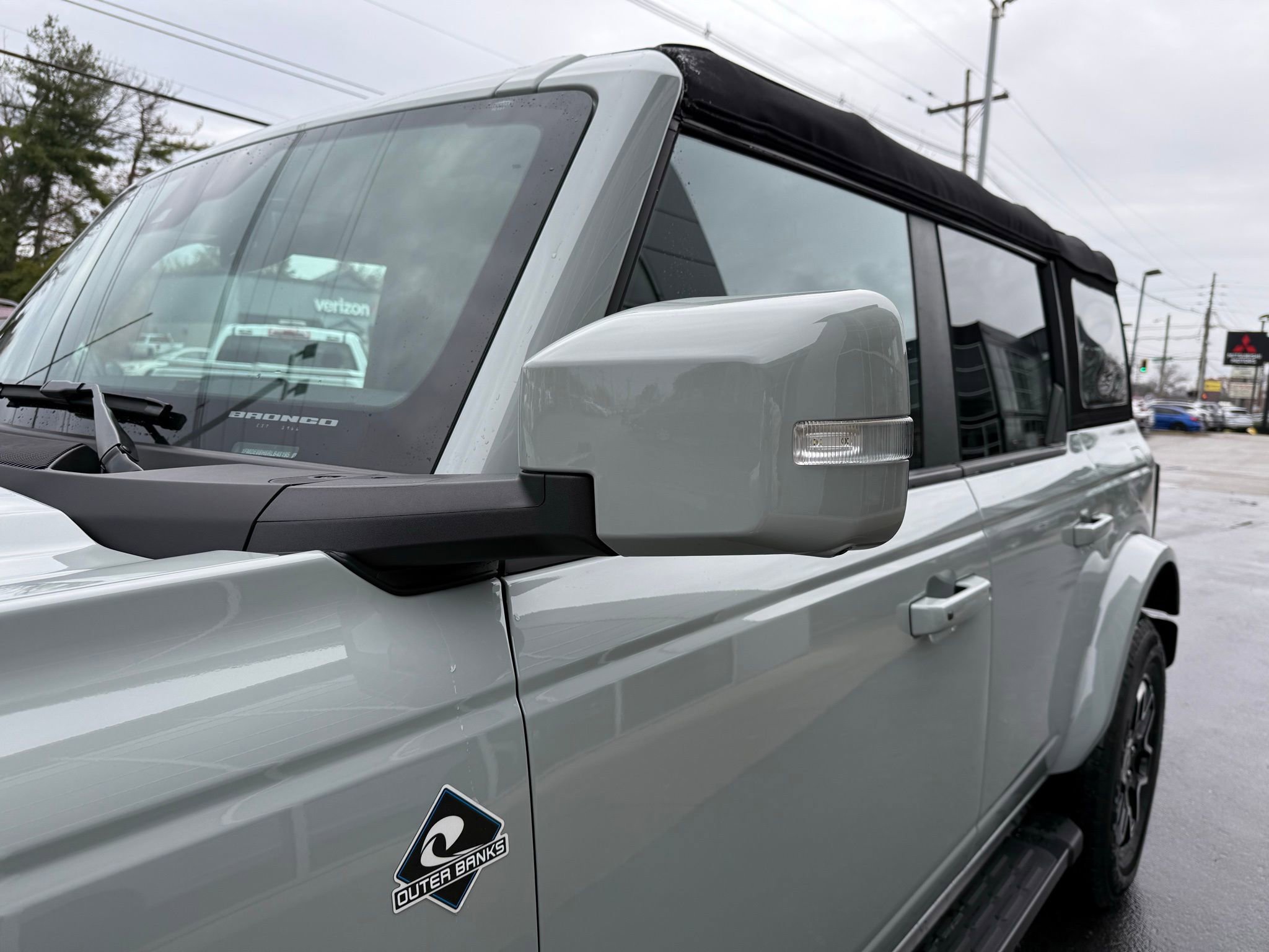 Used 2024 Ford Bronco Outer Banks image 16