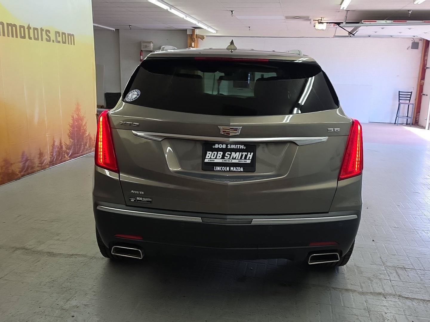 Used 2018 Cadillac XT5 Premium Luxury AWD/4WD image 19