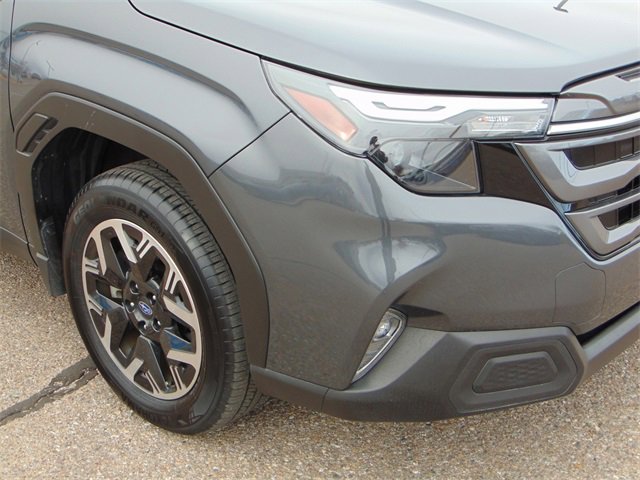 Certified 2025 Subaru Forester Premium image 2