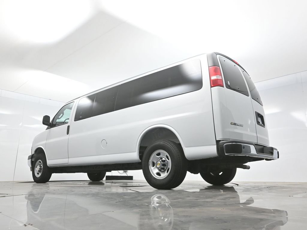 Used 2025 Chevrolet Express 3500 LT w/ LT Preferred Equipment Group RWD image 52