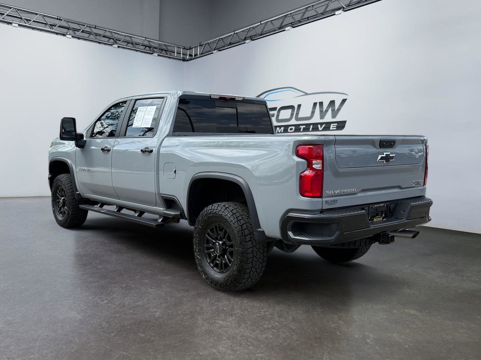 Used 2024 Chevrolet Silverado 2500 ZR2 AWD/4WD image 5