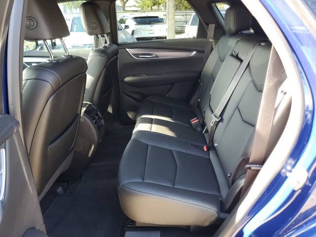 Certified 2023 Cadillac XT5 Luxury FWD image 11