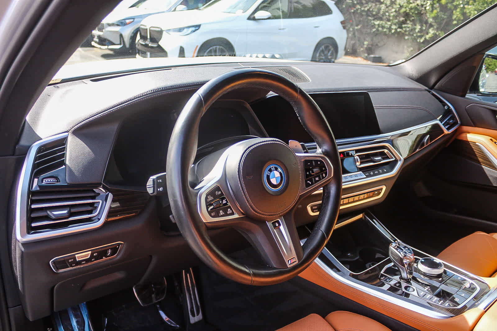 Certified 2023 BMW X5 xDrive45e w/ Executive Package image 17