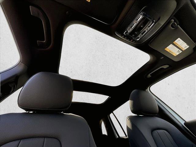 New 2026 Mercedes-Benz GLB 250 4MATIC image 30