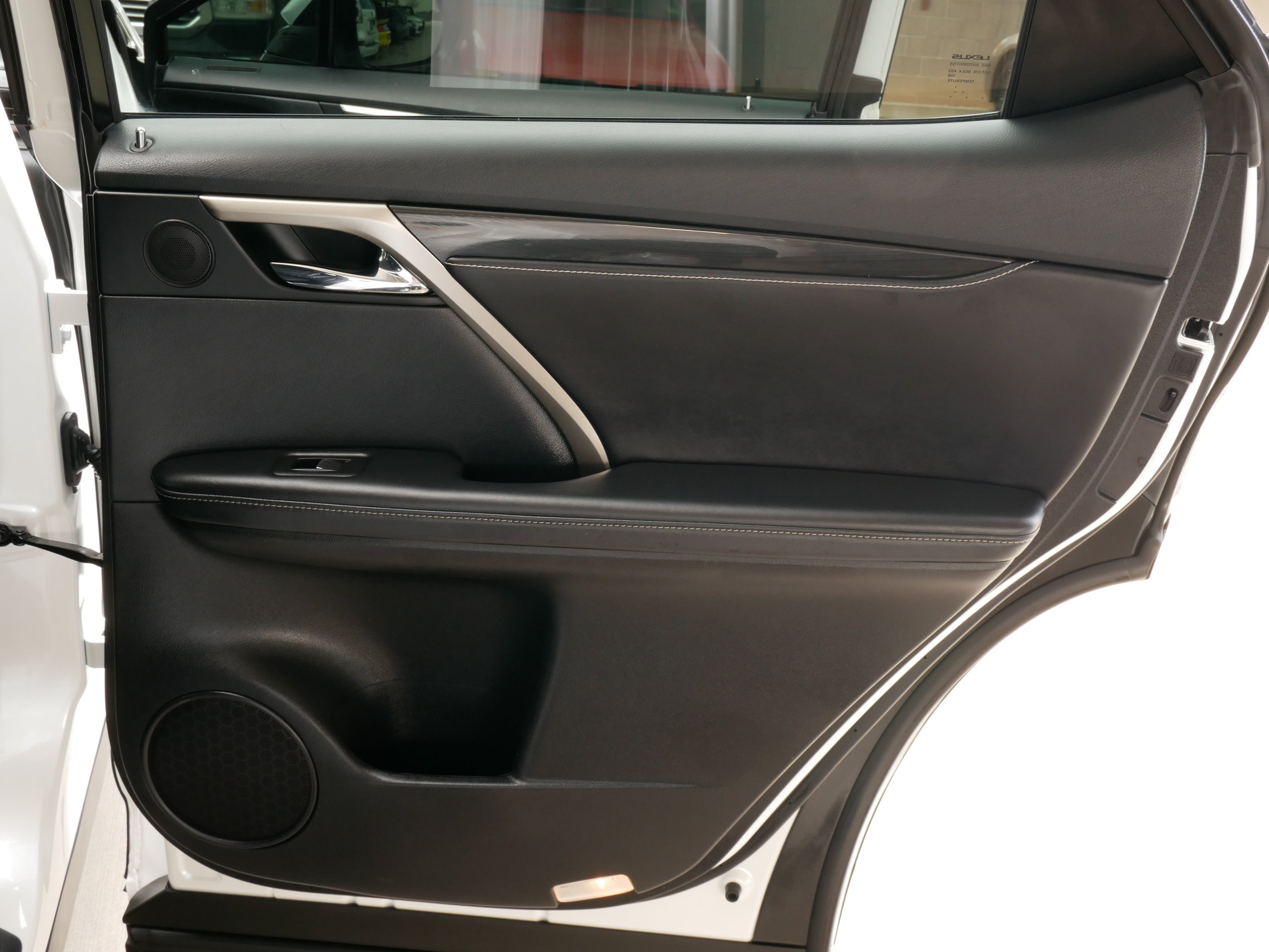 Used 2019 Lexus RX 350 FWD w/ Accessory Package image 18