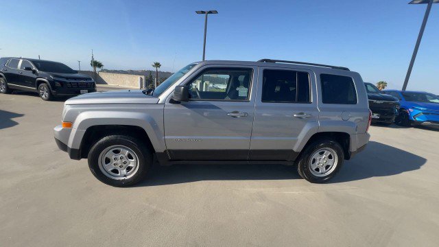 Used 2015 Jeep Patriot Sport w/ Power Value Group FWD image 5