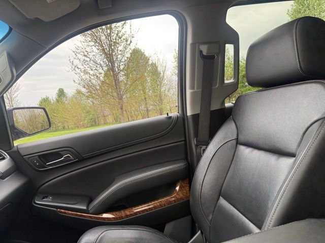 Used 2019 Chevrolet Tahoe Premier AWD/4WD image 12