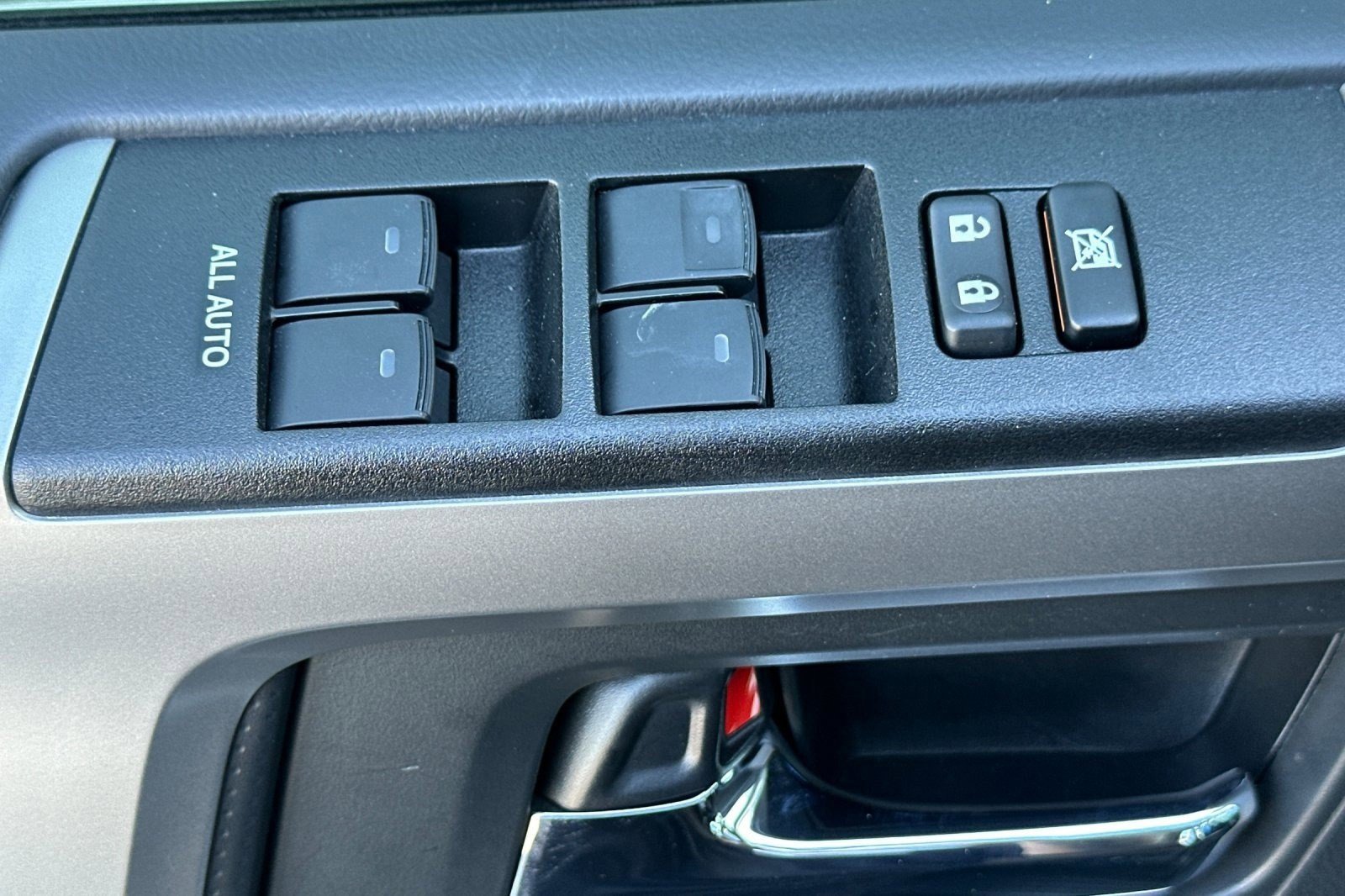 Used 2022 Toyota 4Runner Limited image 12