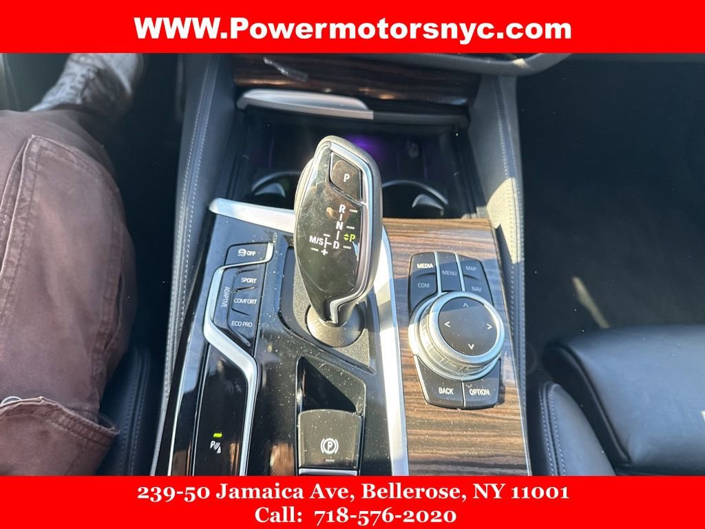 Used 2022 BMW M550i xDrive M550i xDrive w/ Executive Package image 41