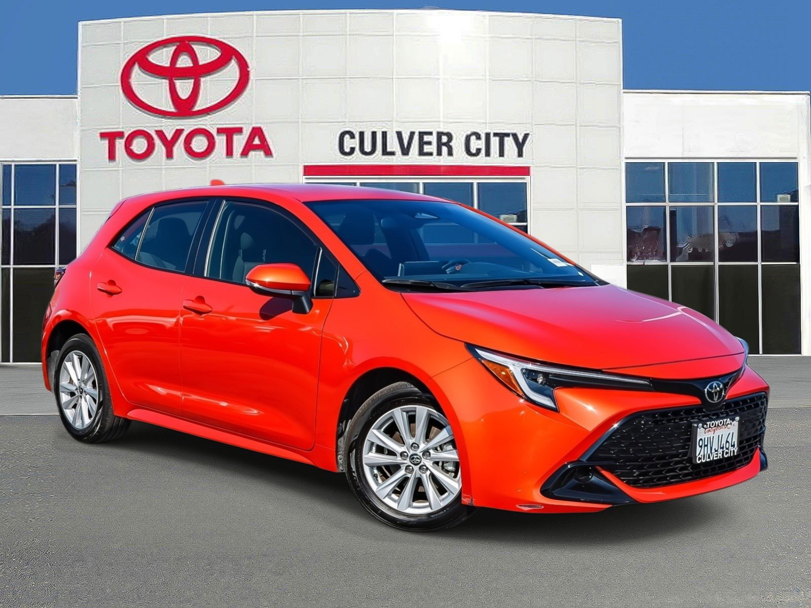 Used 2023 Toyota Corolla SE